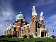  Bildansicht Sehenswürdigkeit  Die Basilika von Koekelberg zählt zu den größten Kirchen der Welt